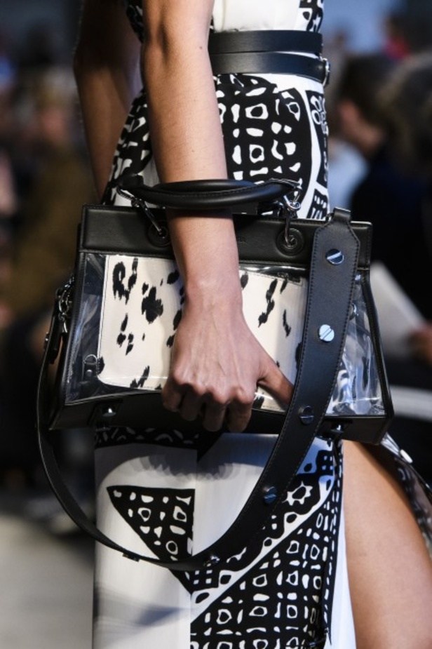 مجموعة "التوزارا" لموسم ربيع وصيف 2018