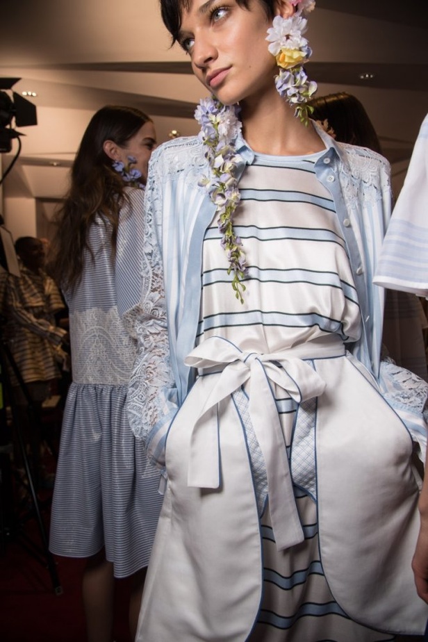 ازياء من عرض أليكسيس مابيل باسبوع الموضة في باريس