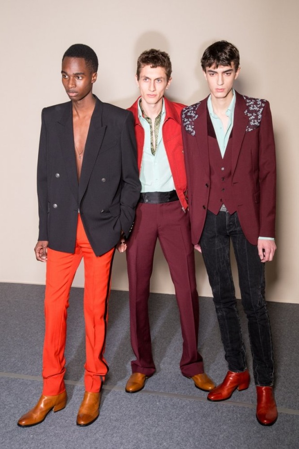 الكلاسيكية في مجموعة Givenchy لربيع وصيف 2018 في باريس