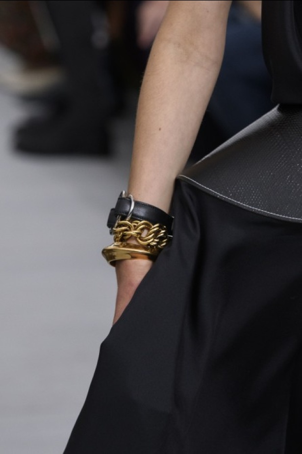 مجموعة Celine للأزياء الجاهزة لربيع وصيف 2018 !