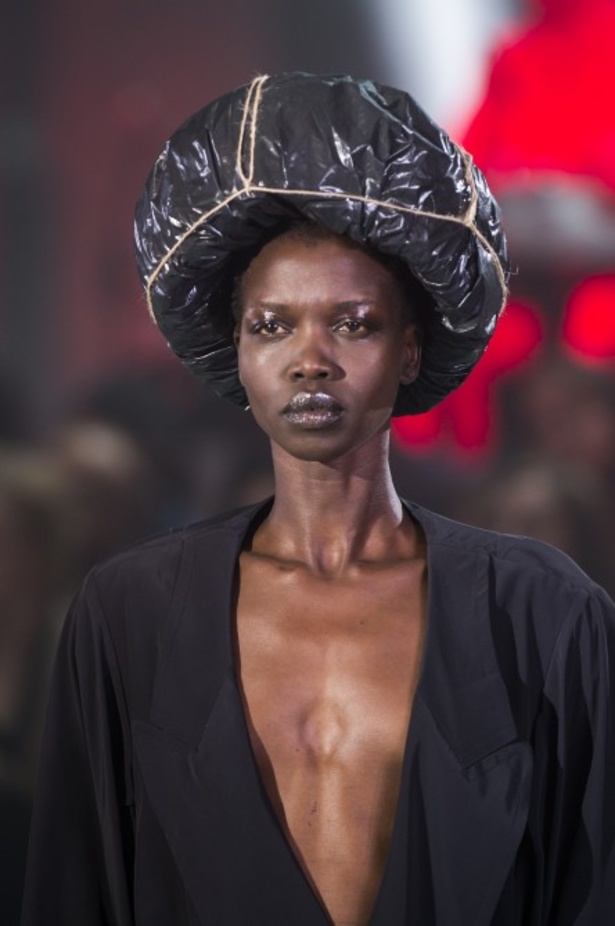 مجموعة Andreas Kronthaler for Vivienne Westwood لربيع وصيف ٢٠١٨!