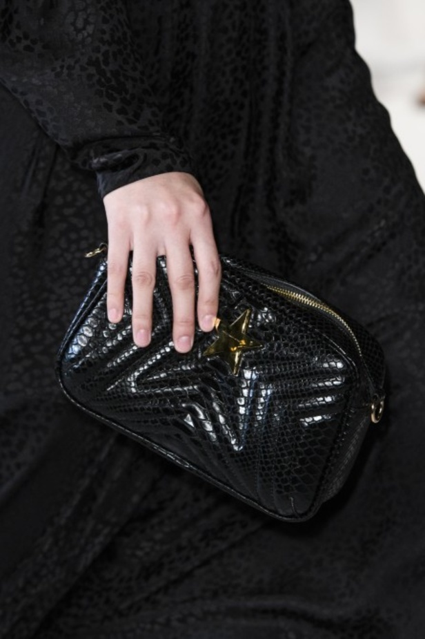 مجموعة ستيلا مكارتني لموسم ربيع وصيف 2018