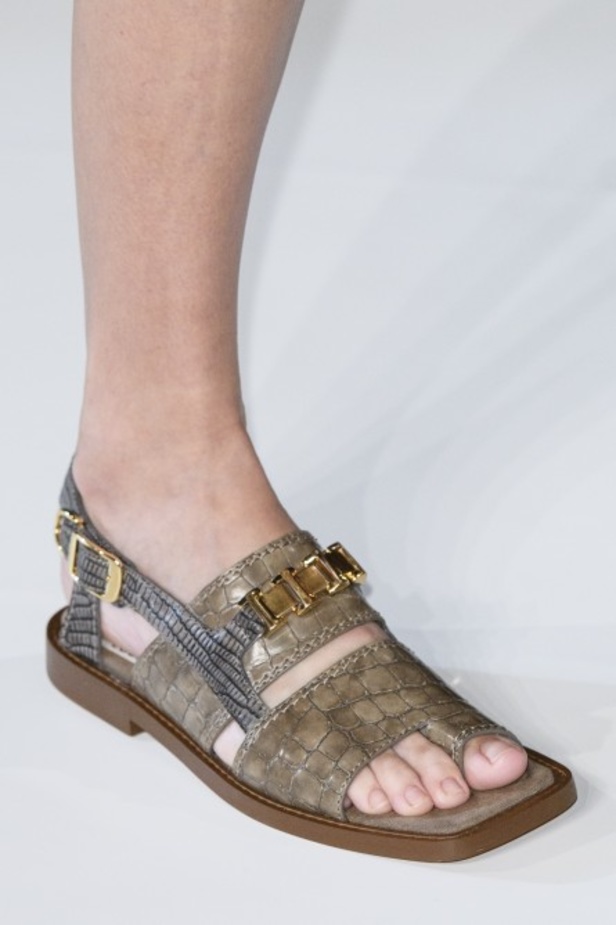 مجموعة ستيلا مكارتني لموسم ربيع وصيف 2018