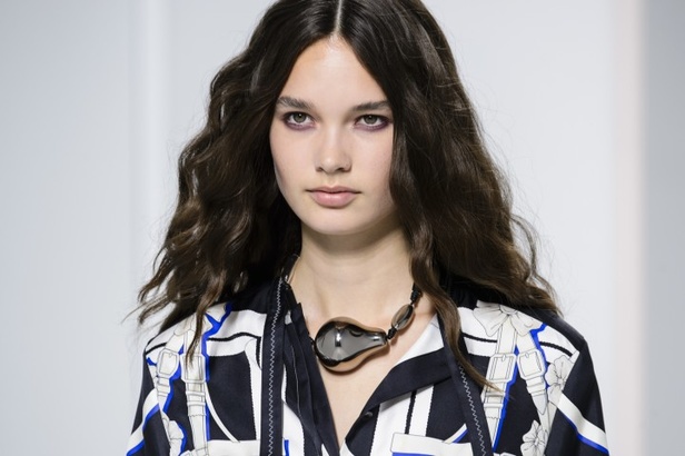 مجموعة Hermes للأزياء الجاهزة لربيع وصيف 2018 !