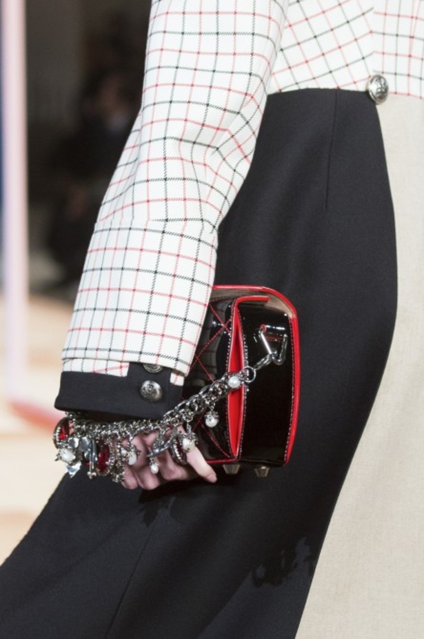 مجموعة ألكسندر ماكوين لربيع و صيف 2018