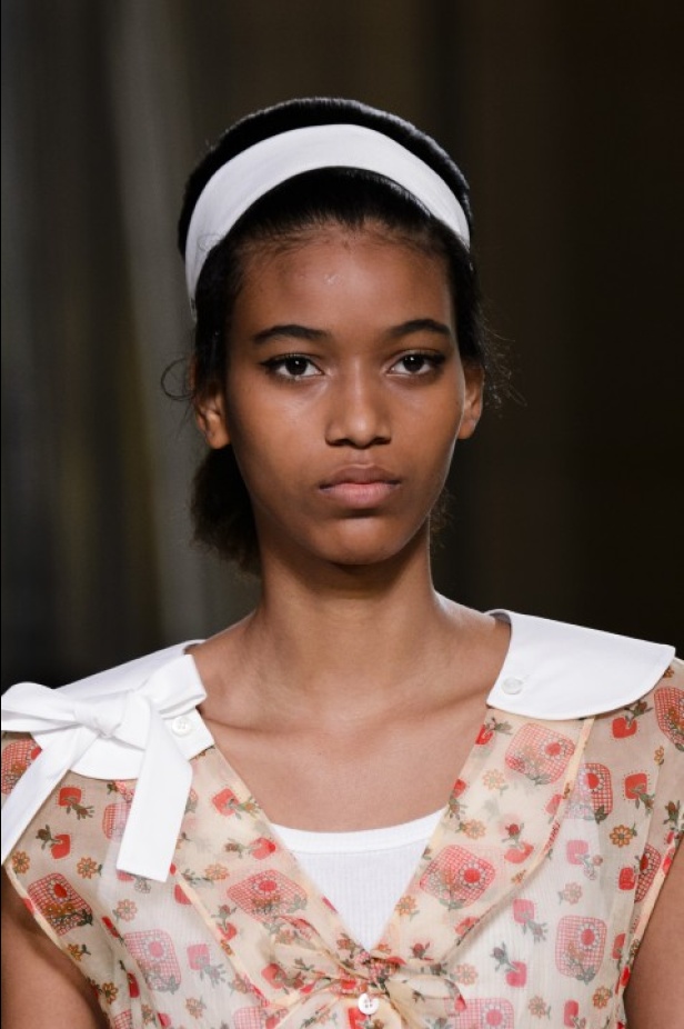 ابتكار وإبداع ضمن مجموعة ميو ميو لموسم ربيع وصيف 2018