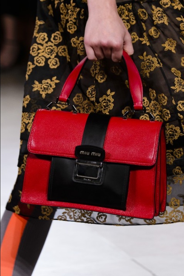 ابتكار وإبداع ضمن مجموعة ميو ميو لموسم ربيع وصيف 2018