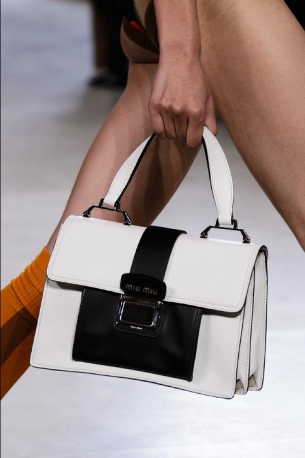 ابتكار وإبداع ضمن مجموعة ميو ميو لموسم ربيع وصيف 2018