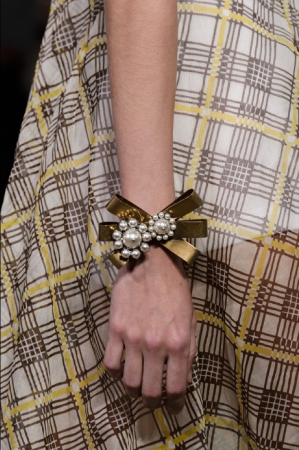 ابتكار وإبداع ضمن مجموعة ميو ميو لموسم ربيع وصيف 2018