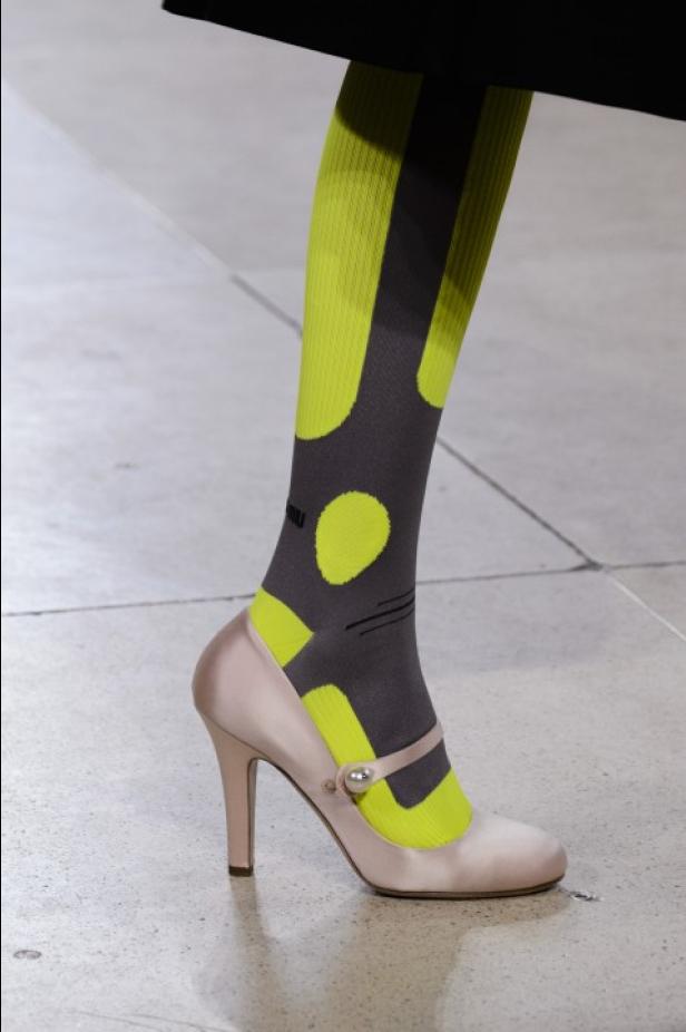 ابتكار وإبداع ضمن مجموعة ميو ميو لموسم ربيع وصيف 2018