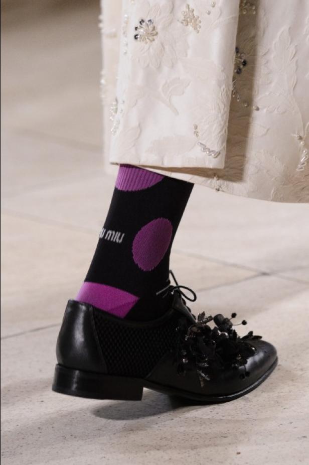 ابتكار وإبداع ضمن مجموعة ميو ميو لموسم ربيع وصيف 2018