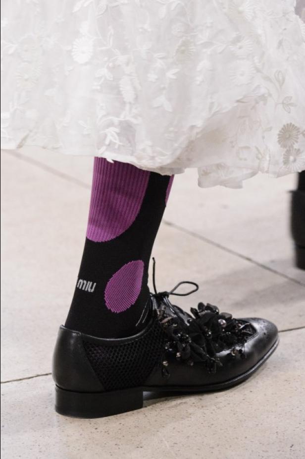 ابتكار وإبداع ضمن مجموعة ميو ميو لموسم ربيع وصيف 2018