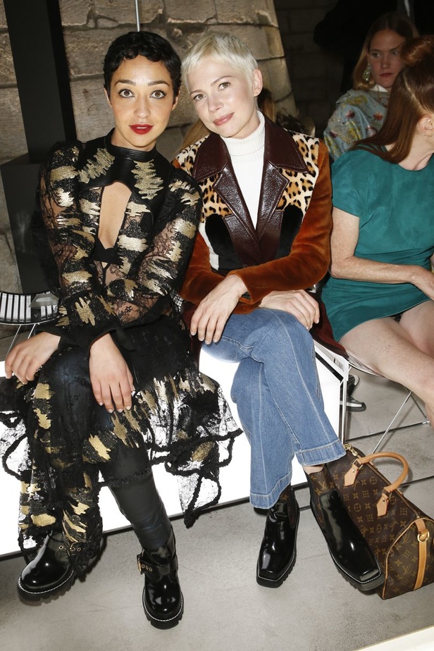 مجموعة لوي فيتون تختم أسبوع الموضة الباريسي