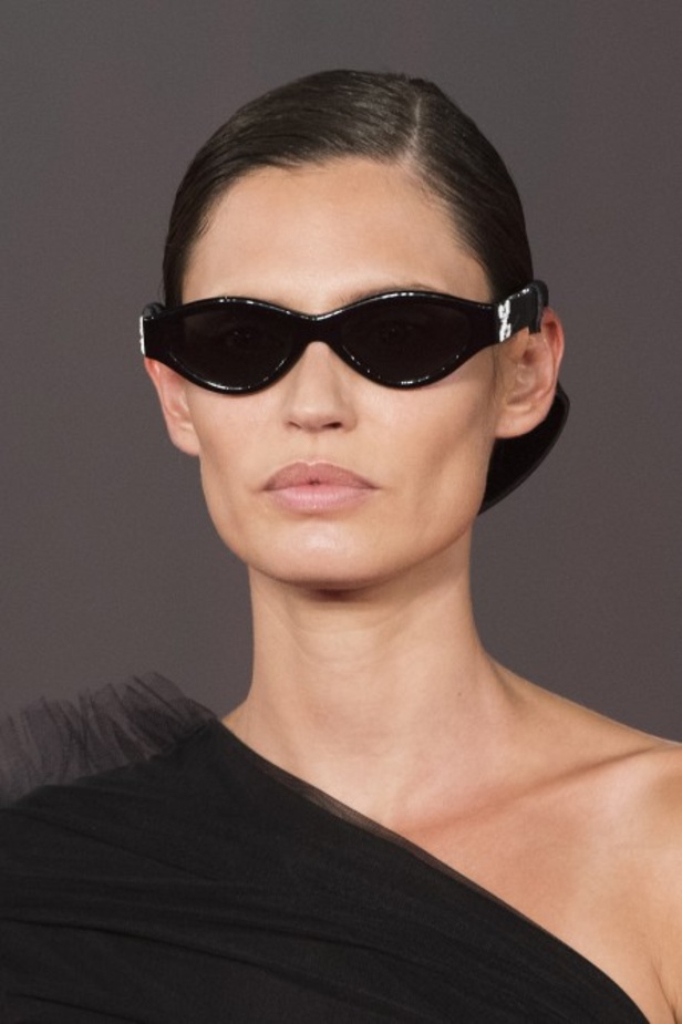 مجموعة أزياء اوف وايت لربيع ٢٠١٨