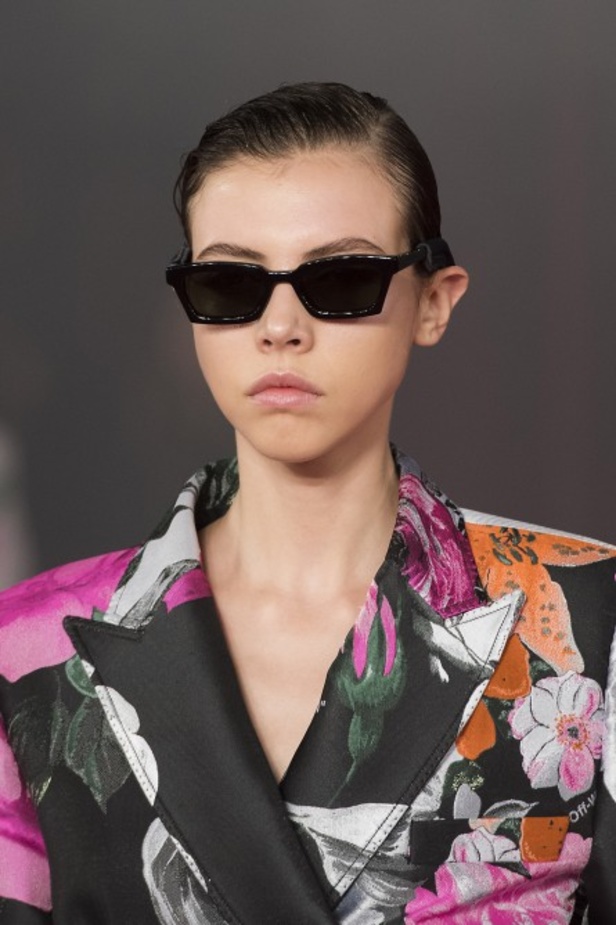 مجموعة أزياء اوف وايت لربيع ٢٠١٨