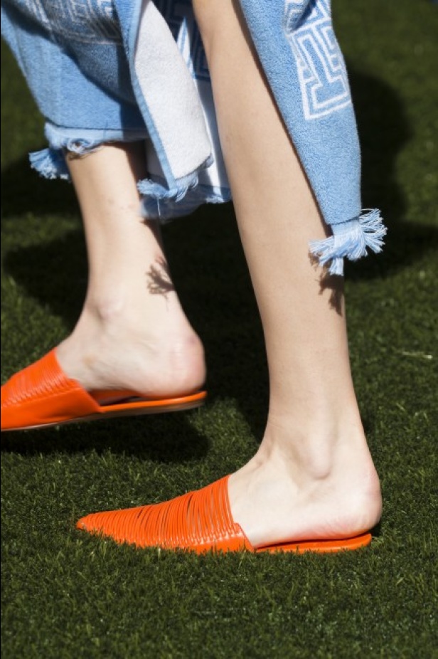 مجموعة دار "توري بورتش" لموسم ربيع وصيف 2018