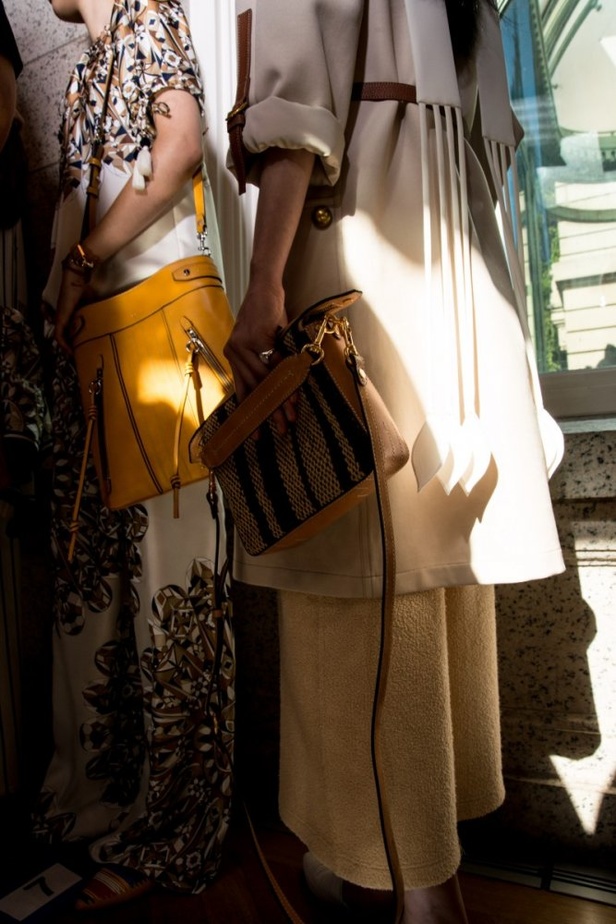 مجموعة دار "توري بورتش" لموسم ربيع وصيف 2018