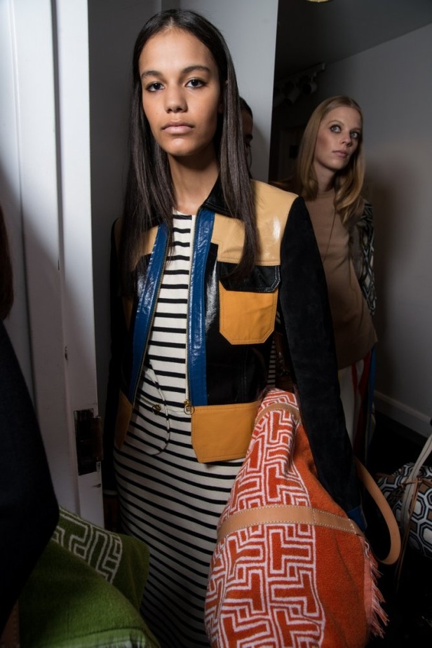 مجموعة دار "توري بورتش" لموسم ربيع وصيف 2018