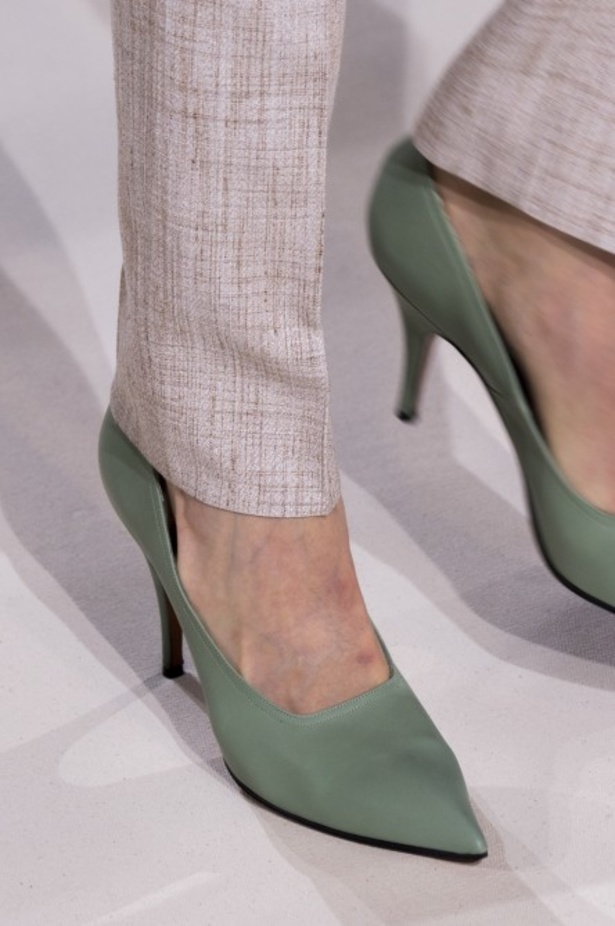 مجموعة فكتوريا بيكهام لربيع وصيف 2018