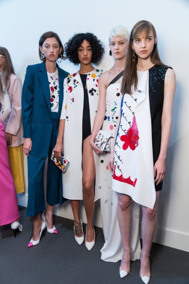 مجموعة أوسكار دي لا رينتا لموسم ربيع وصيف 2018