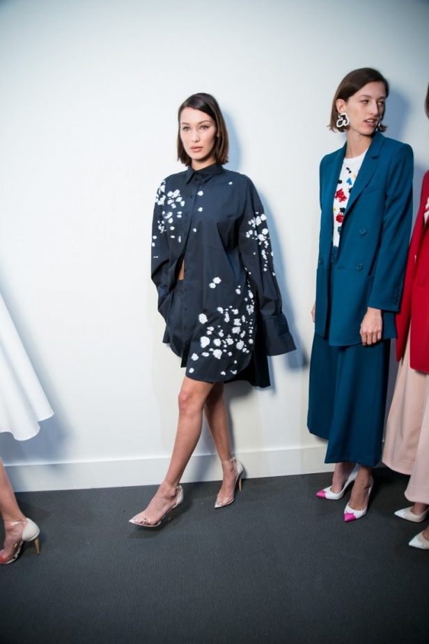 مجموعة أوسكار دي لا رينتا لموسم ربيع وصيف 2018