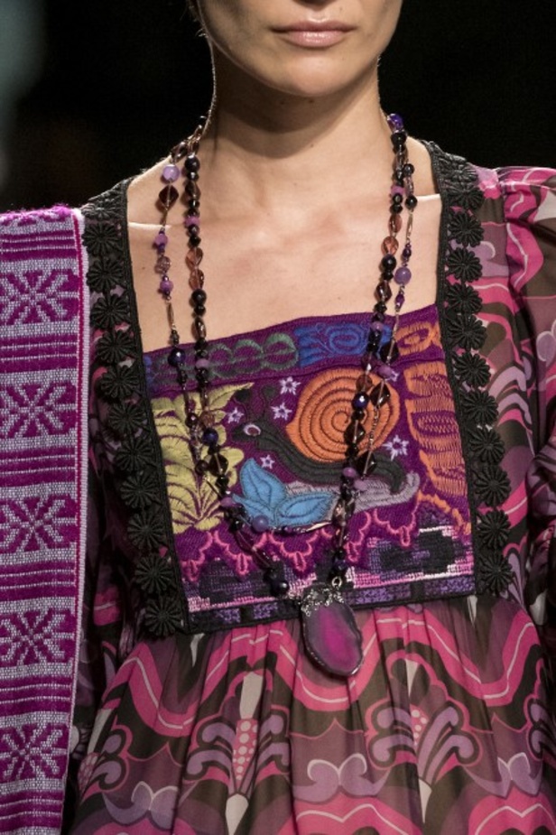 مجموعة Anna Sui لربيع وصيف 2018