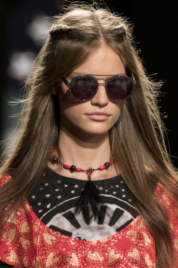 مجموعة Anna Sui لربيع وصيف 2018