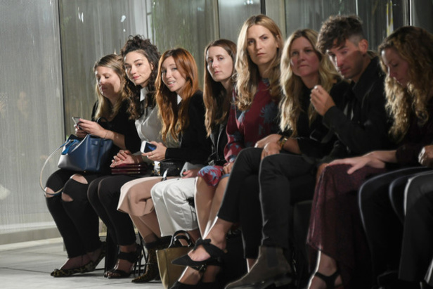 مجموعة كارولينا هيريرا لموسم ربيع وصيف 2018