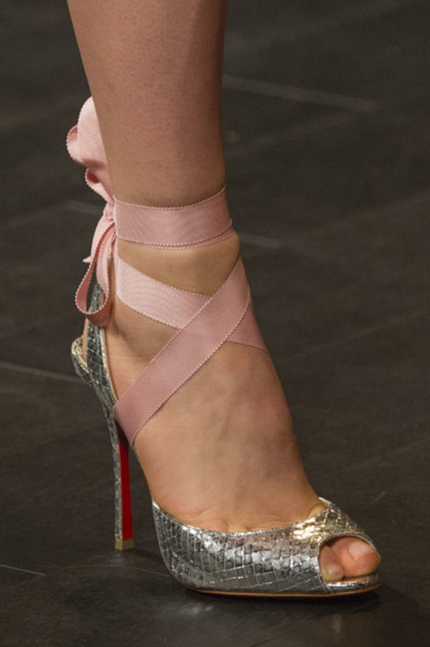 مجموعة نعيم خان Naeem Khan لربيع وصيف 2018