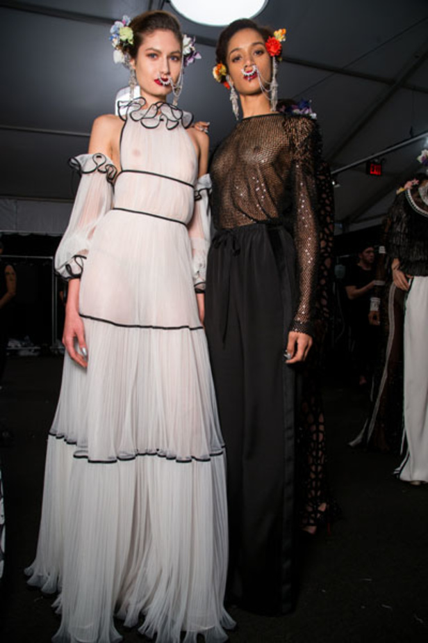 مجموعة نعيم خان Naeem Khan لربيع وصيف 2018