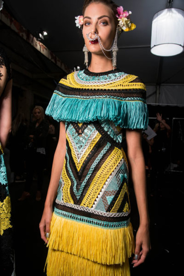 مجموعة نعيم خان Naeem Khan لربيع وصيف 2018