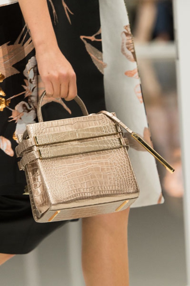 مجموعة "رالف أند روسو" لموسم ربيع وصيف 2018