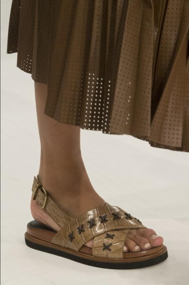 مجموعة تودز لربيع و صيف 2018