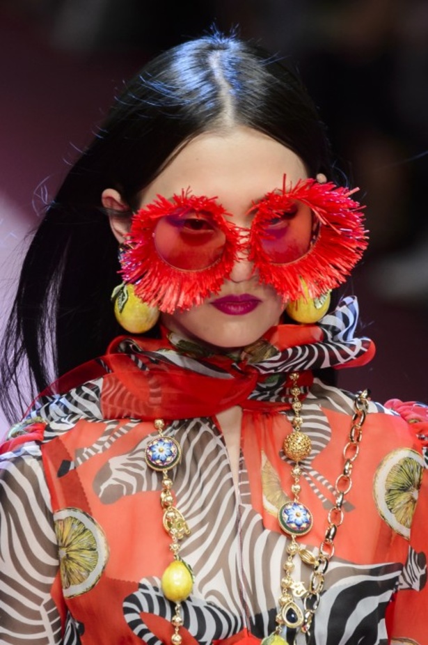 Dolce & Gabbana تجسّد الحبّ والجمّال في مجموعتها لربيع وصيف 2018 