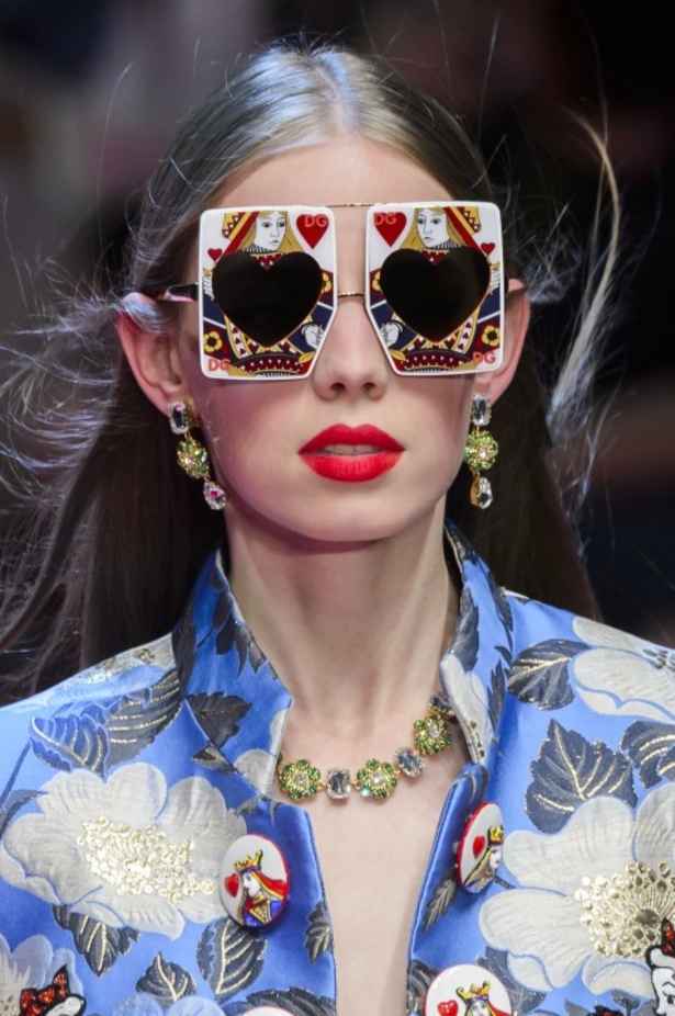 Dolce & Gabbana تجسّد الحبّ والجمّال في مجموعتها لربيع وصيف 2018 