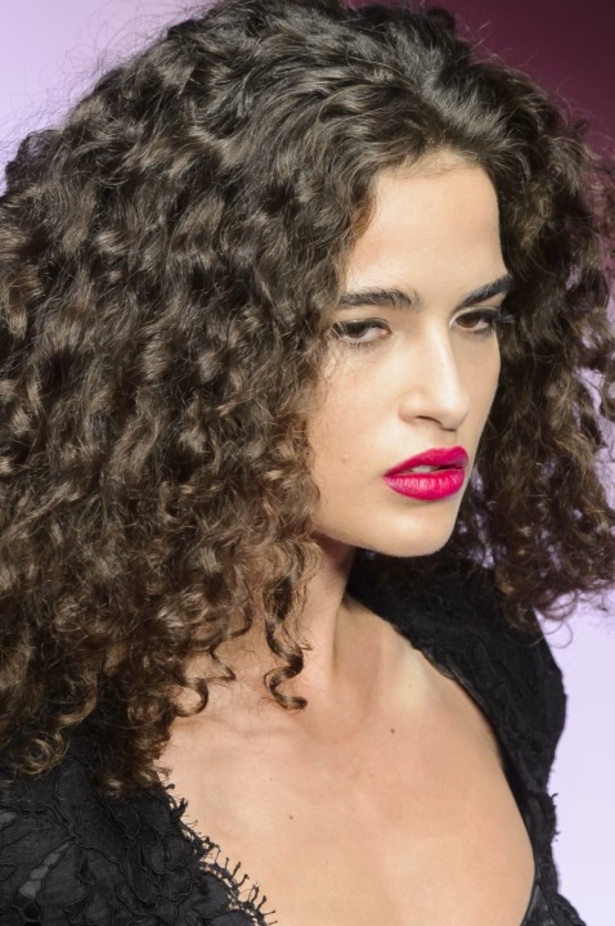 Dolce & Gabbana تجسّد الحبّ والجمّال في مجموعتها لربيع وصيف 2018 