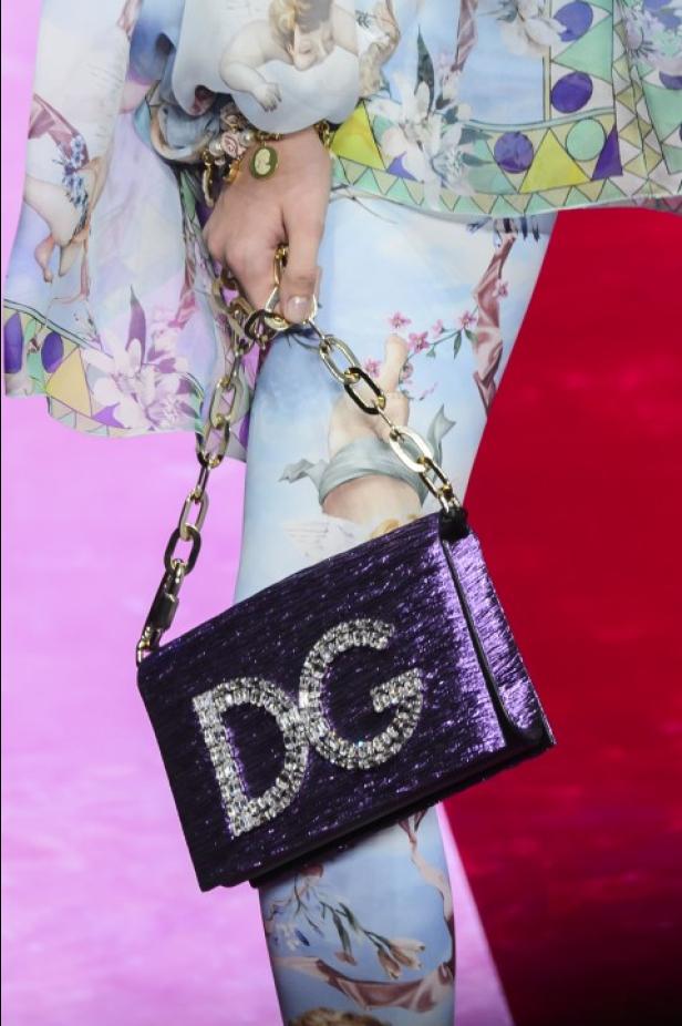 Dolce & Gabbana تجسّد الحبّ والجمّال في مجموعتها لربيع وصيف 2018 