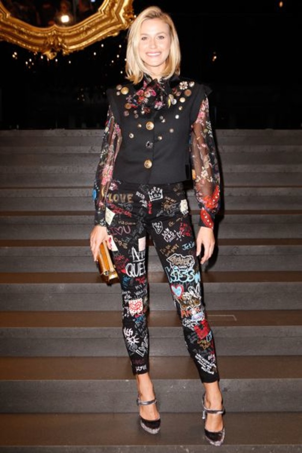 Dolce & Gabbana تجسّد الحبّ والجمّال في مجموعتها لربيع وصيف 2018 