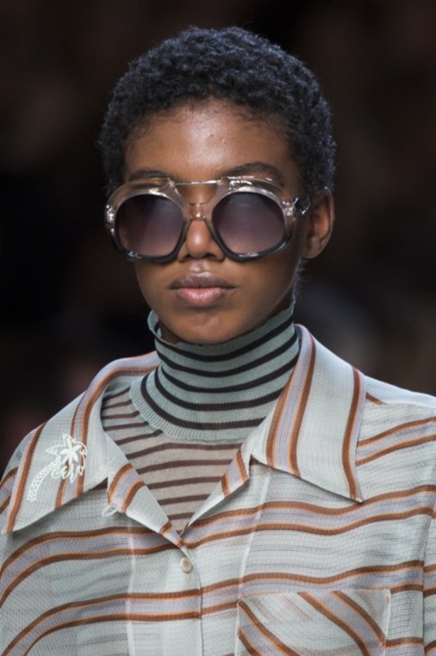 مجموعة Fendi لربيع وصيف 2018 للأزياء الجاهزة !