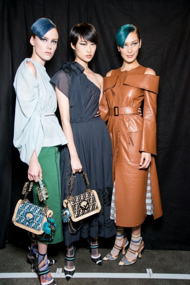 مجموعة Fendi لربيع وصيف 2018 للأزياء الجاهزة !