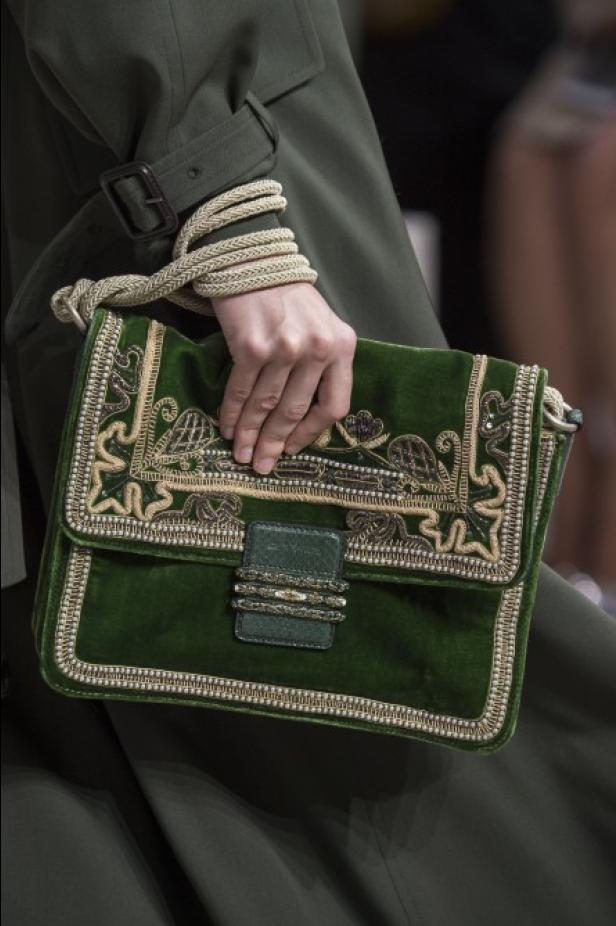 عرض أزياء “ايترو” Etro لربيع وصيف 2018 !