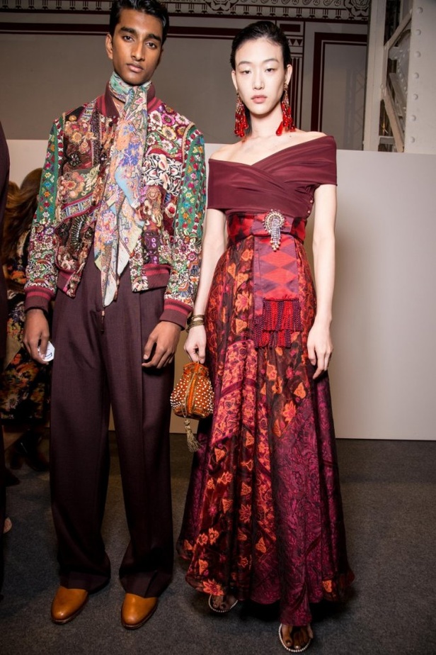 عرض أزياء “ايترو” Etro لربيع وصيف 2018 !