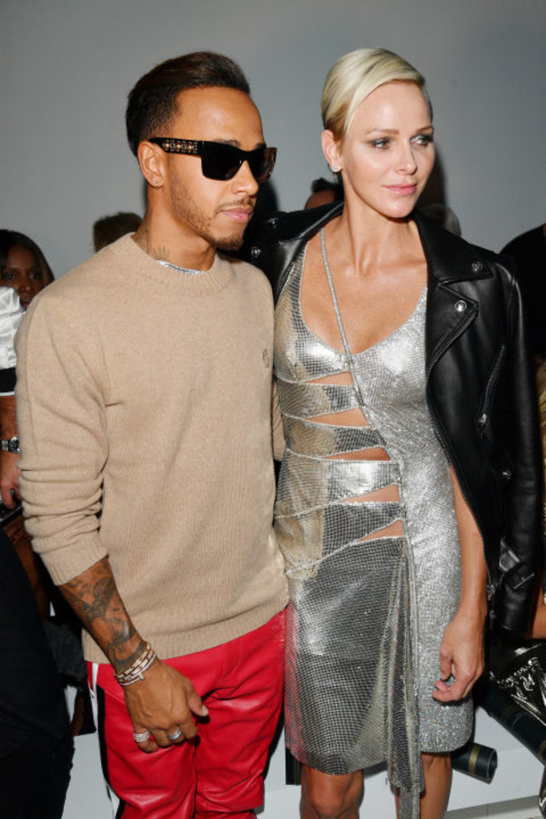 مجموعة Versace لربيع وصيف 2018