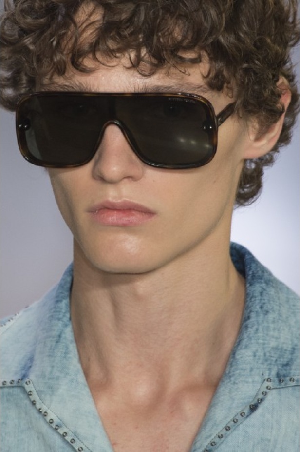 مجموعة “بوتيغا فينيتا” للأزياء لربيع وصيف 2018 !