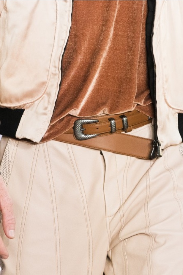 مجموعة “بوتيغا فينيتا” للأزياء لربيع وصيف 2018 !