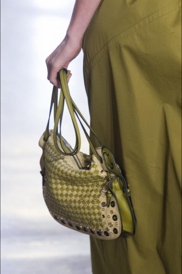 مجموعة “بوتيغا فينيتا” للأزياء لربيع وصيف 2018 !