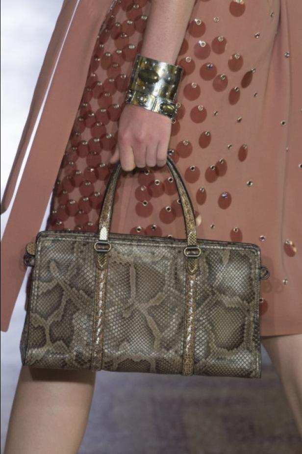 مجموعة “بوتيغا فينيتا” للأزياء لربيع وصيف 2018 !