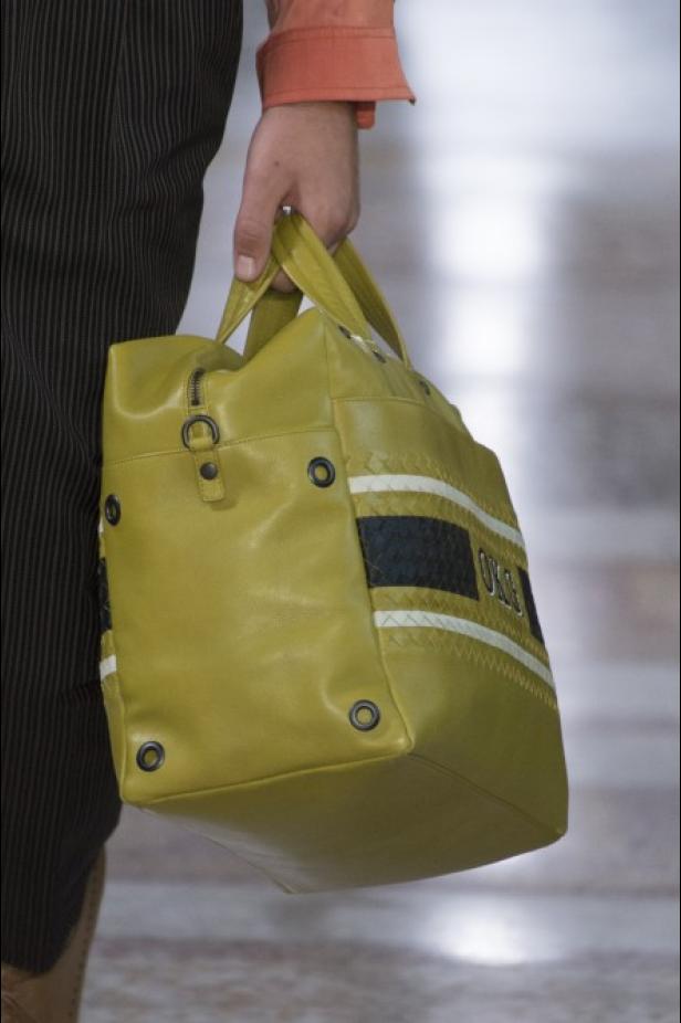 مجموعة “بوتيغا فينيتا” للأزياء لربيع وصيف 2018 !