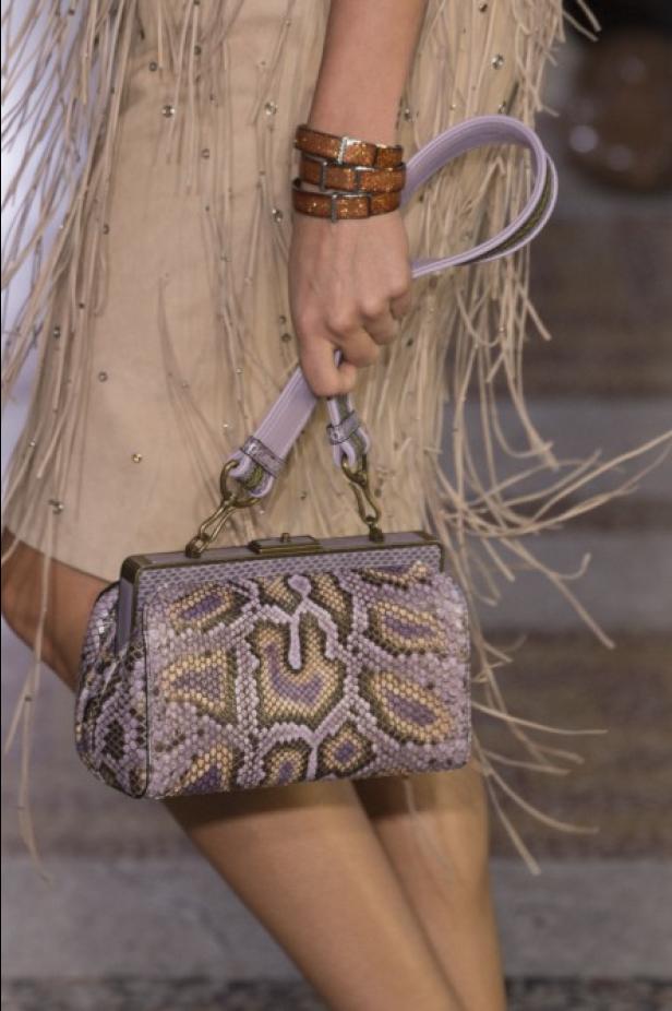 مجموعة “بوتيغا فينيتا” للأزياء لربيع وصيف 2018 !