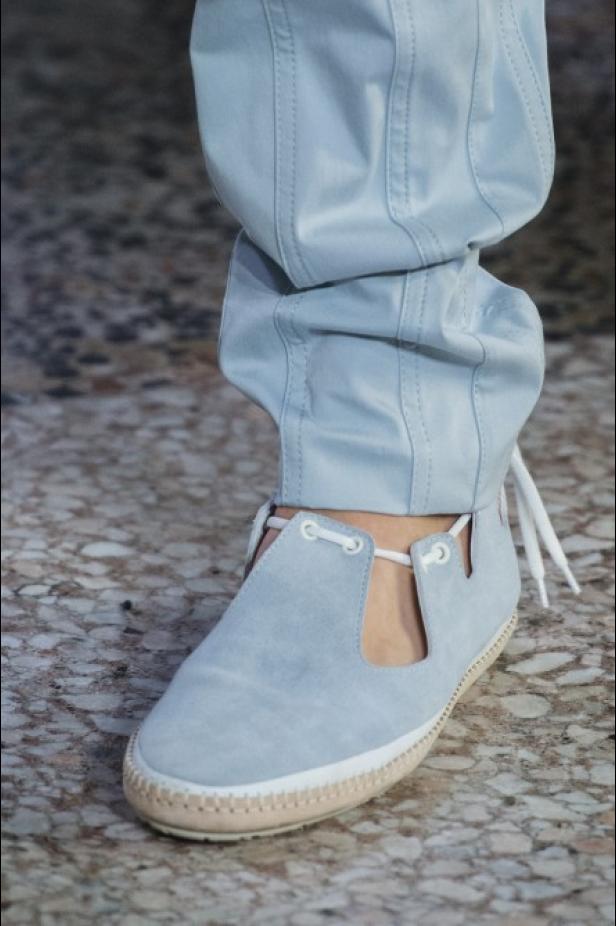 مجموعة “بوتيغا فينيتا” للأزياء لربيع وصيف 2018 !